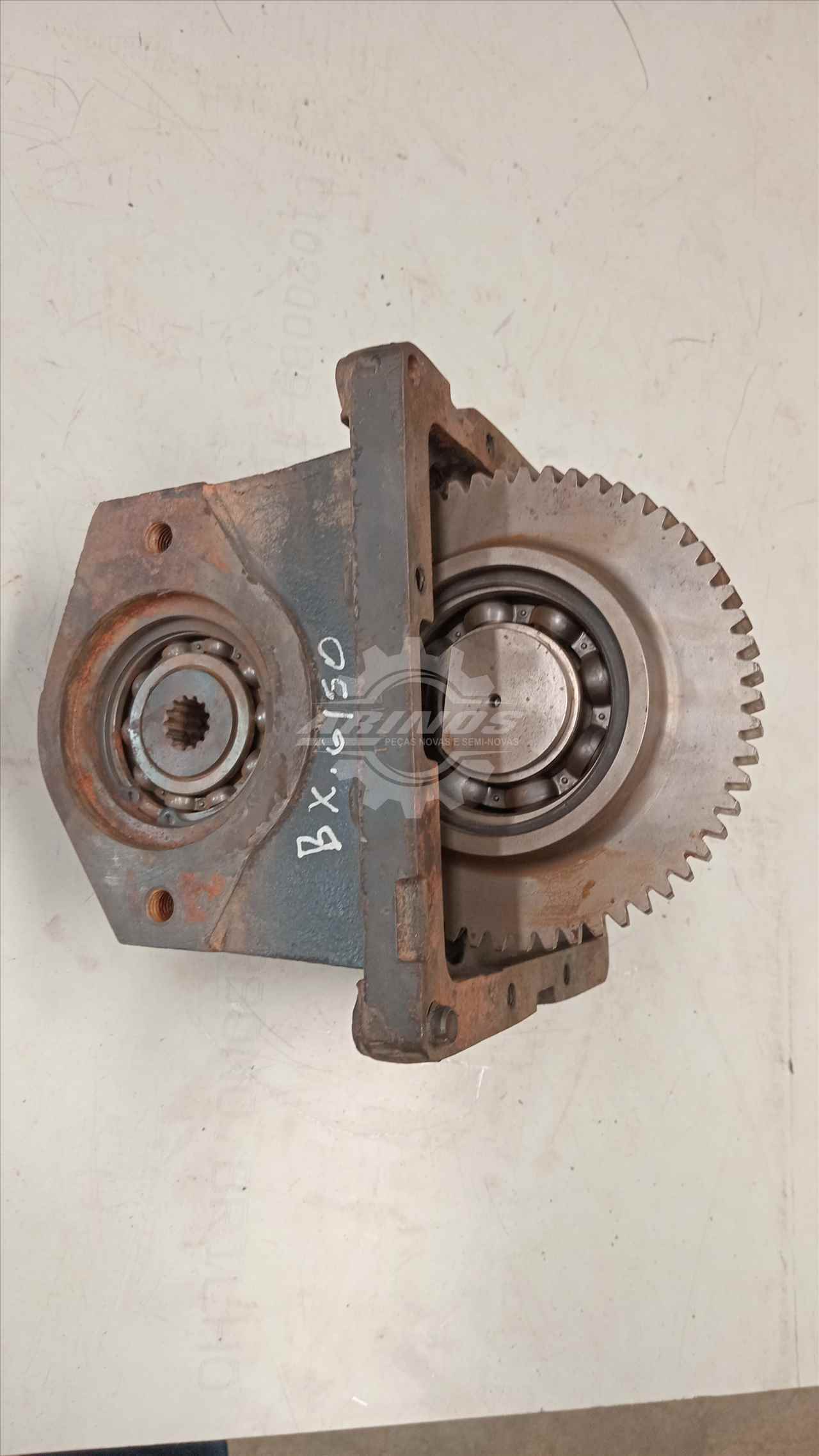 Suporte de Acionamento da Bomba Hidráulica Agrale BX 6150